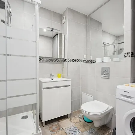 Appartement Budget Avec Parking Au Centre-ville Charleville-Mézières