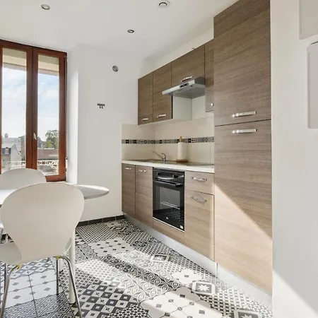 Budget Avec Parking Au Centre-ville * Charleville-Mézières