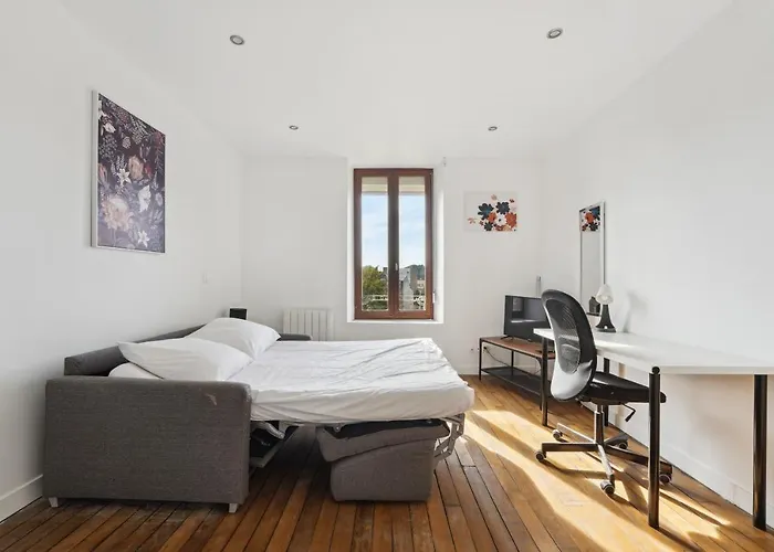 Budget Avec Parking Au Centre-ville Appartamento Charleville-Mézières